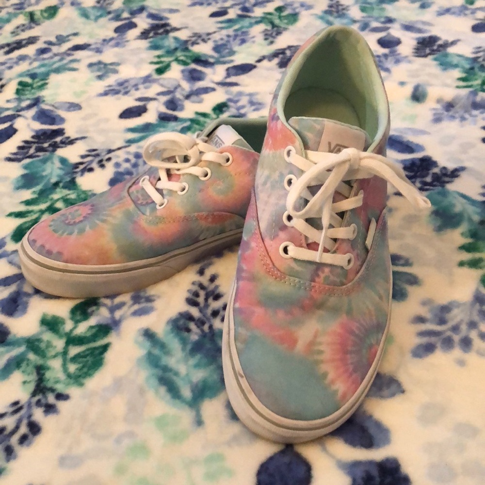 Vans tie dye shoes